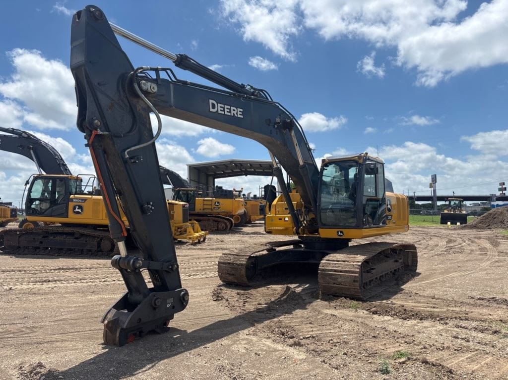 2023 John Deere 250P Excavator