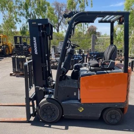 2021 DOOSAN BC25S-7