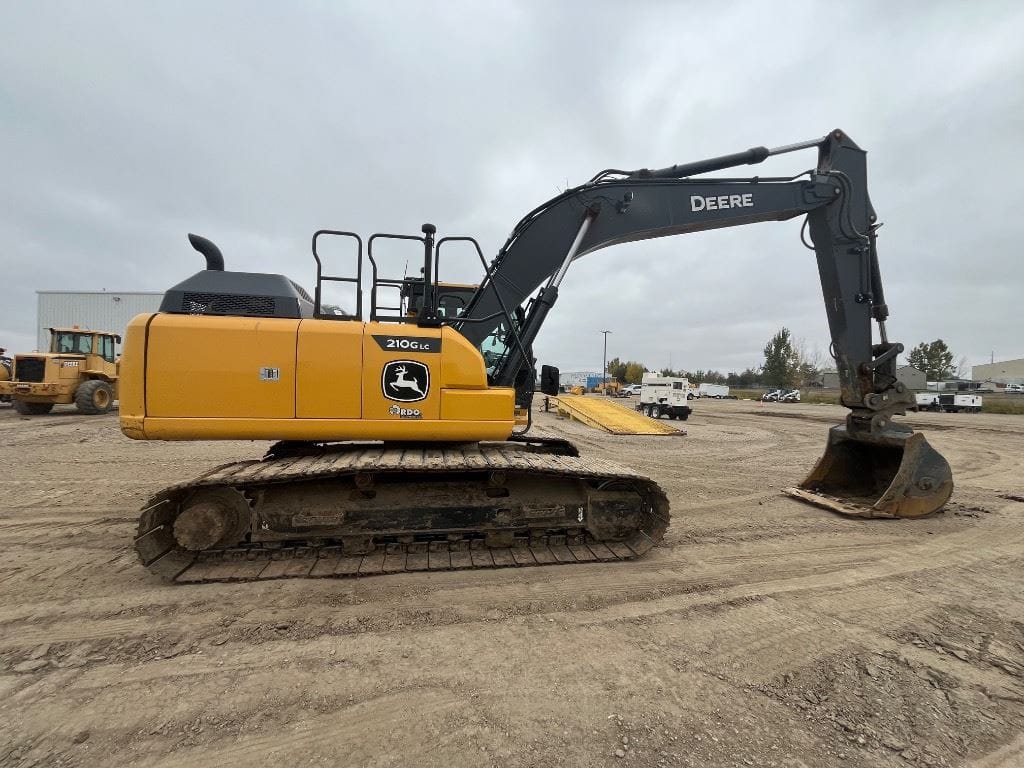2021 John Deere 210GLC Excavator