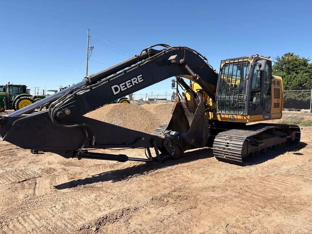 2022 John Deere 245G Excavator