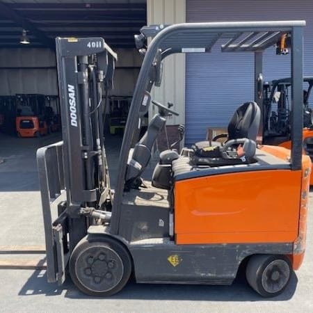 2020 DOOSAN BC30S-7