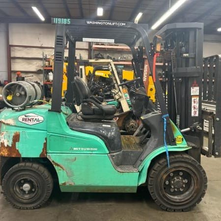 2019 MITSUBISHI FG30N