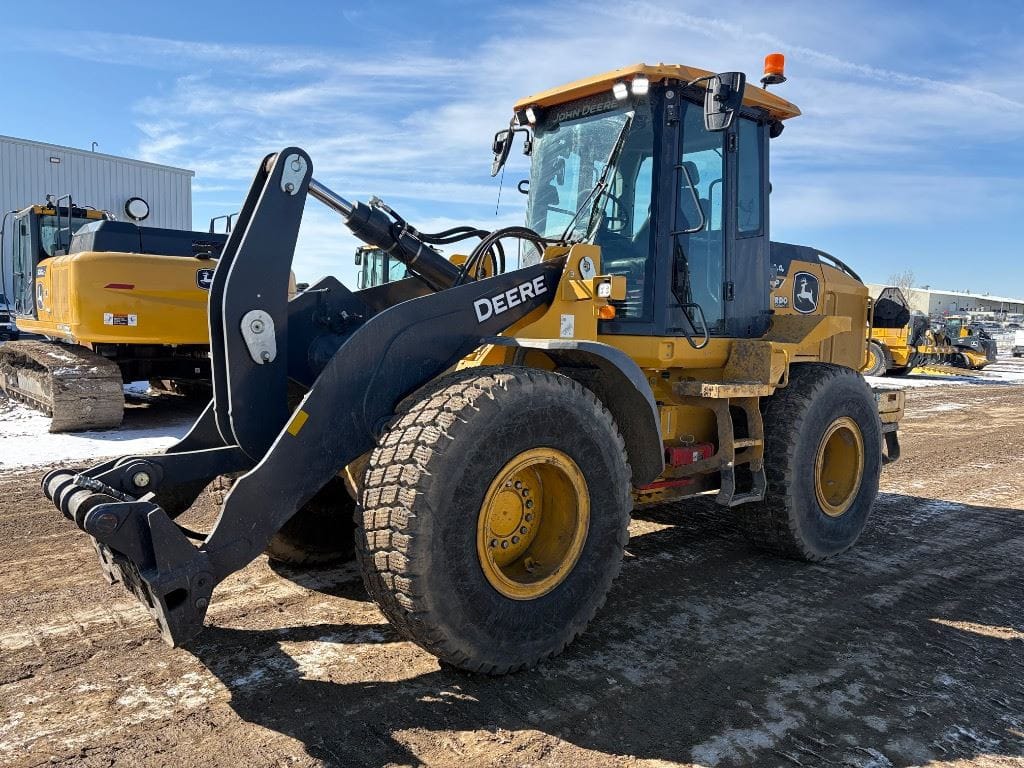 2022 John Deere 544P 4WD Wheel Loader