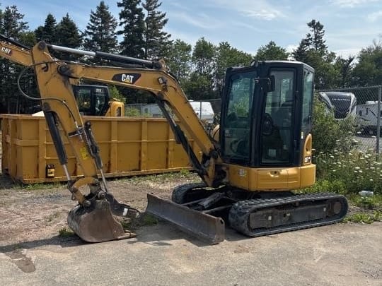 2017 CATERPILLAR 304E2