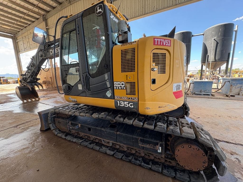 2020 John Deere 135G Excavator