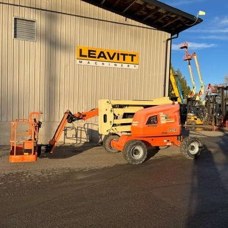 2016 JLG 450AJ