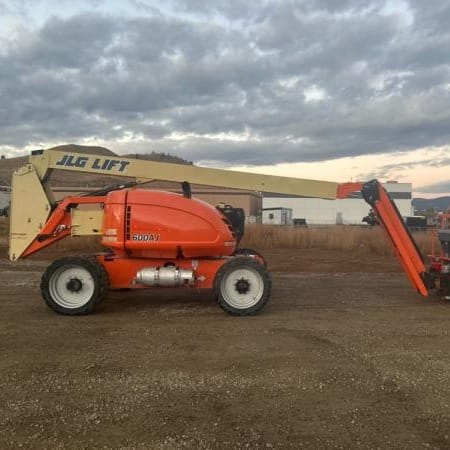 2019 JLG 600AJ