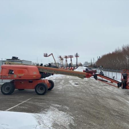 2017 JLG 660SJ