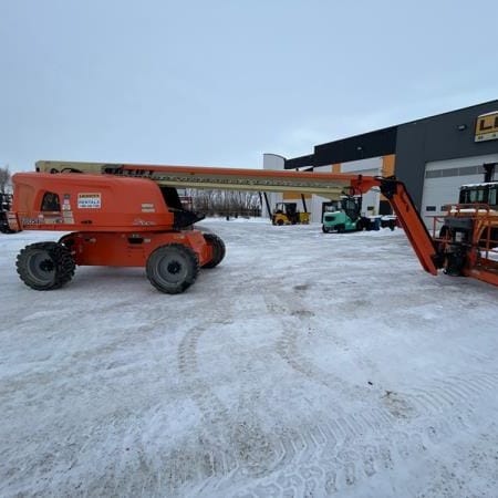 2019 JLG 660SJ