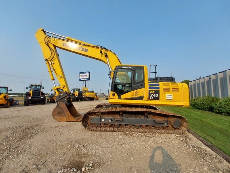 2023 Komatsu PC240LC-11 Excavator