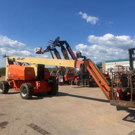 2019 JLG 800AJ