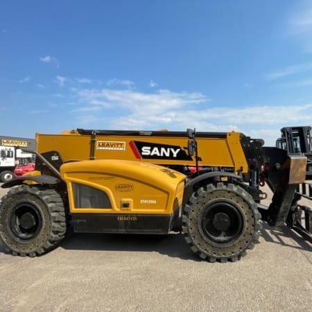 2022 SANY STH1256A