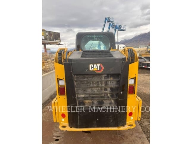 2025 Cat 236D3 C3H2