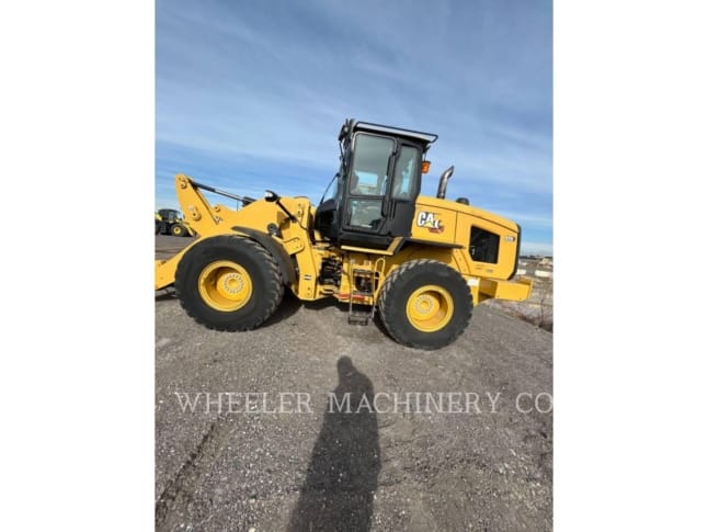 2025 Cat 926 HL QC