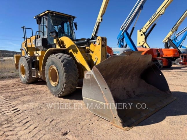 2023 Cat 962M QC