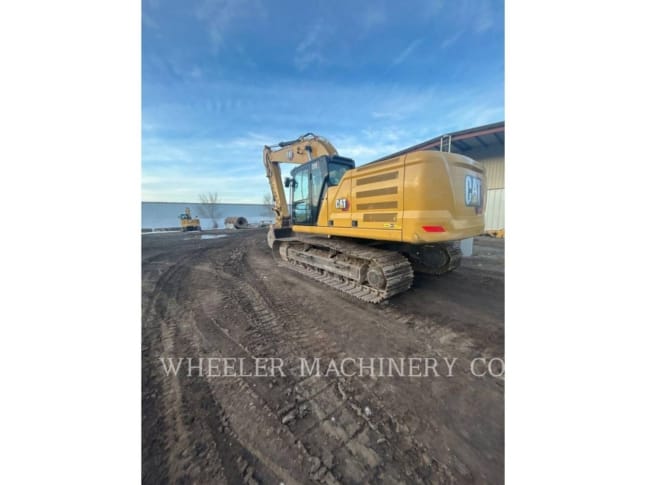 2023 Cat 330