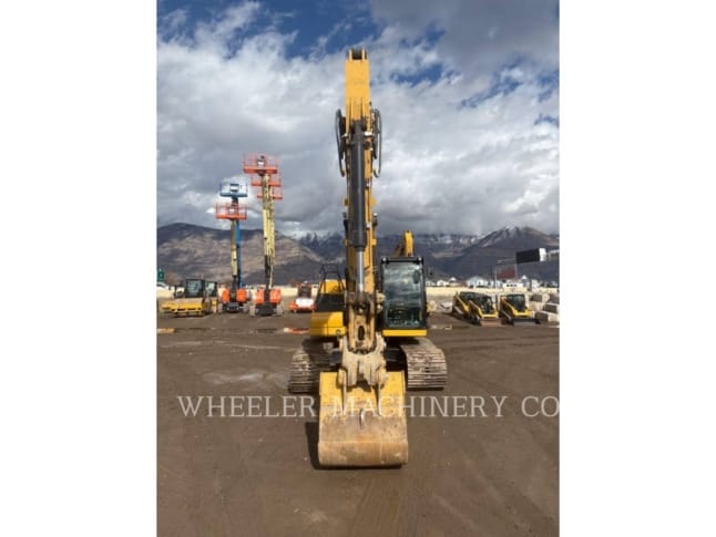 2024 Cat 320