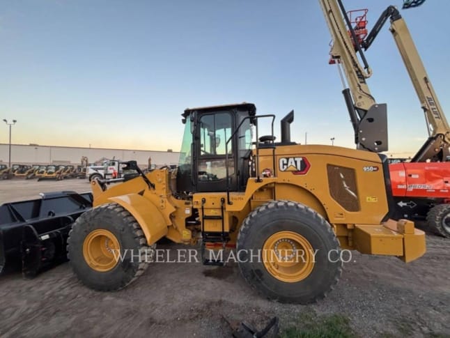 2025 Cat 950 GC QC