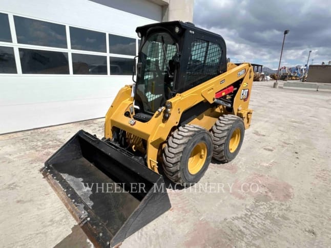 2023 Cat 236D3 C3H2