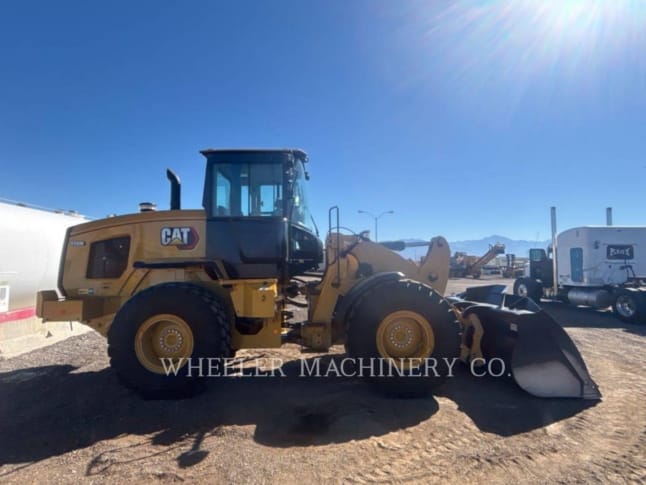 2022 Cat 926M QC