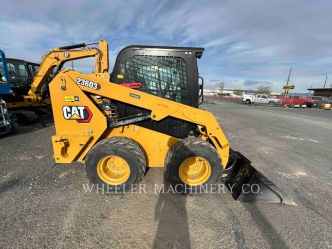 2023 Cat 236D3 C3H2