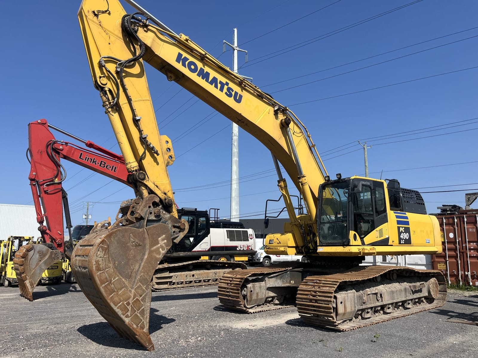 Komatsu PC490LC-11