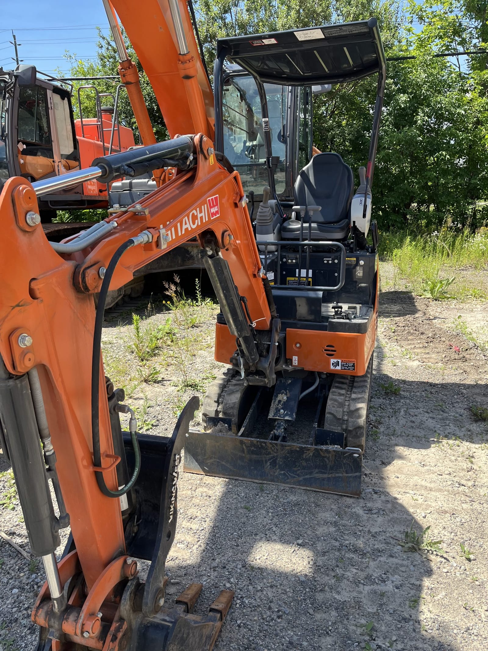 Hitachi | LANDCROS ZX17U-5N