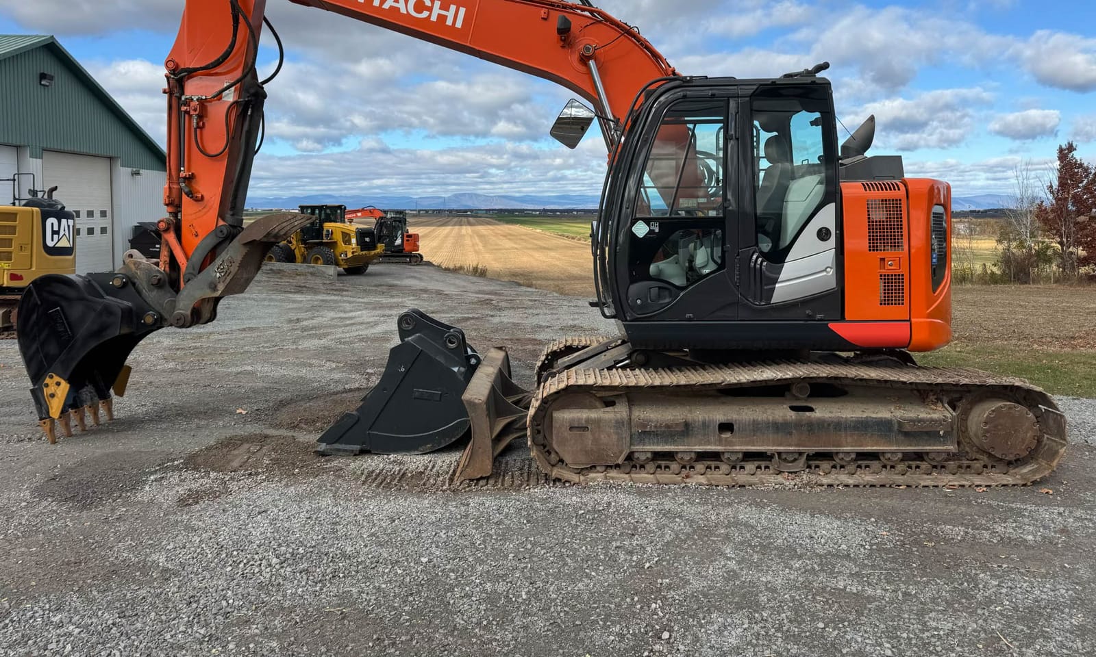 HITACHI ZX135US-6N