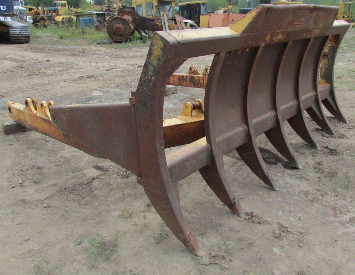 126 1/2'' Beales John Deere 850B Long Track Brush Rake And C Frame