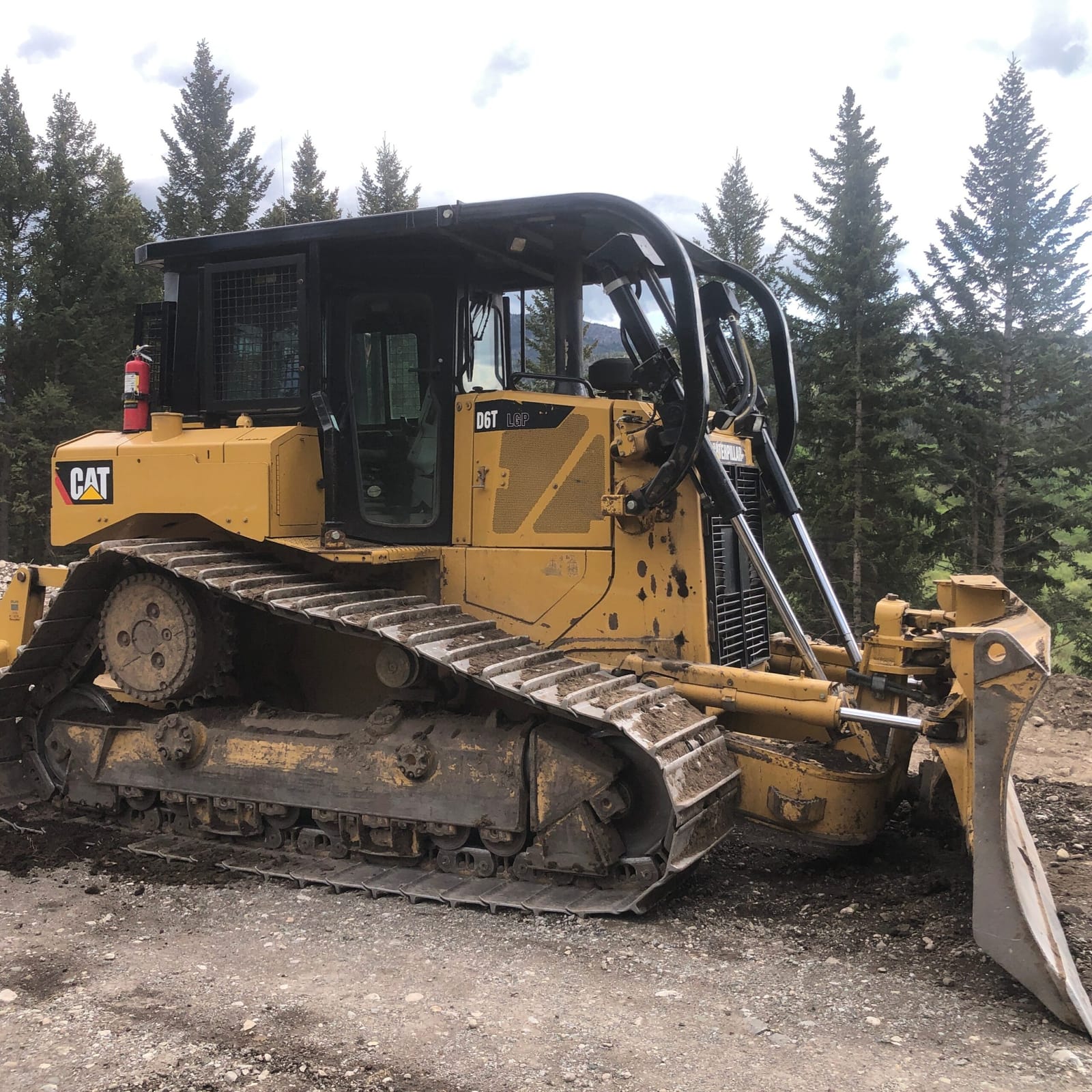 2013 CAT D6T LGP
