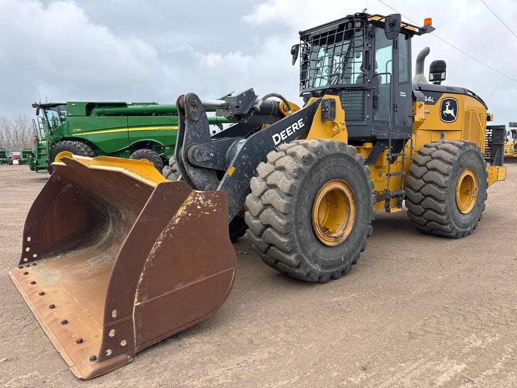 2020 John Deere 744L 4WD Production Class Wheel Loader