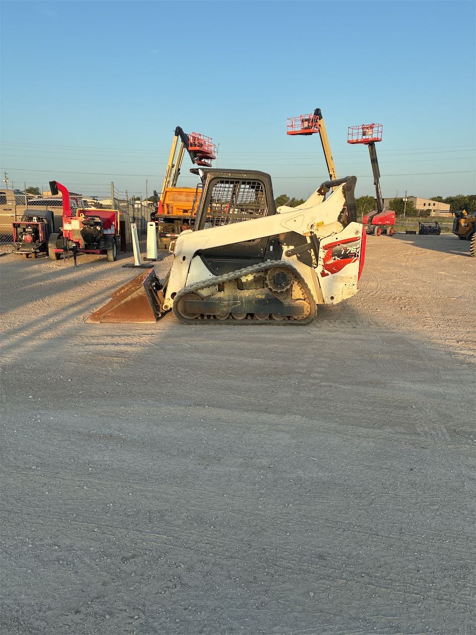 2022 BOBCAT T76