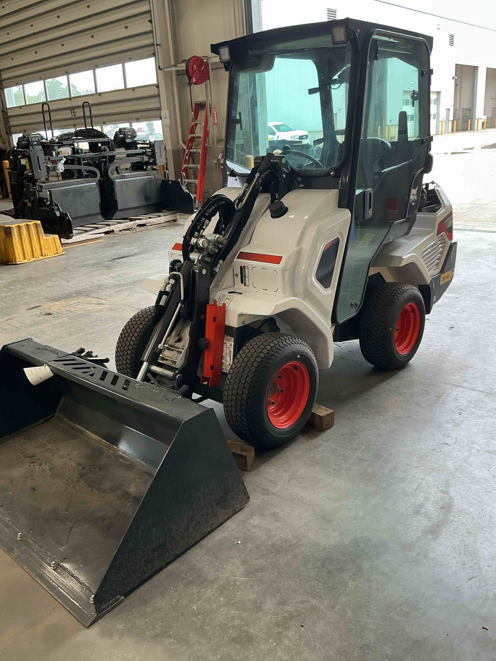 2025 BOBCAT L28