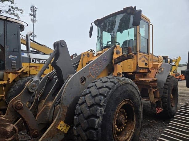 2005 VOLVO L70E