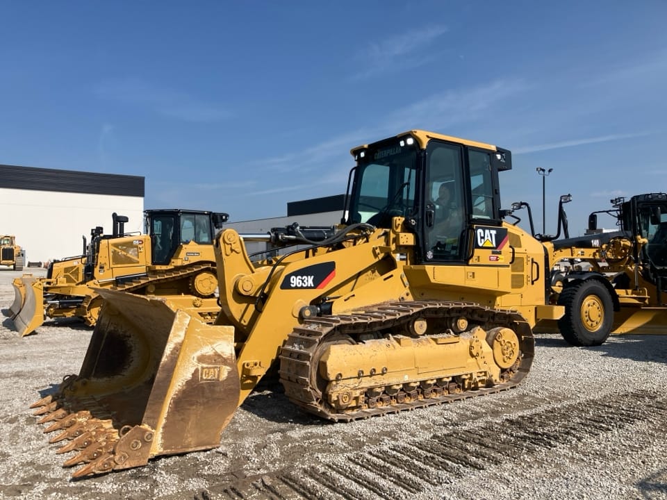 2019 CAT 963K