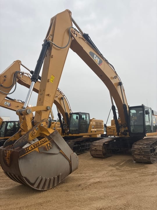 2019 CAT 349FL