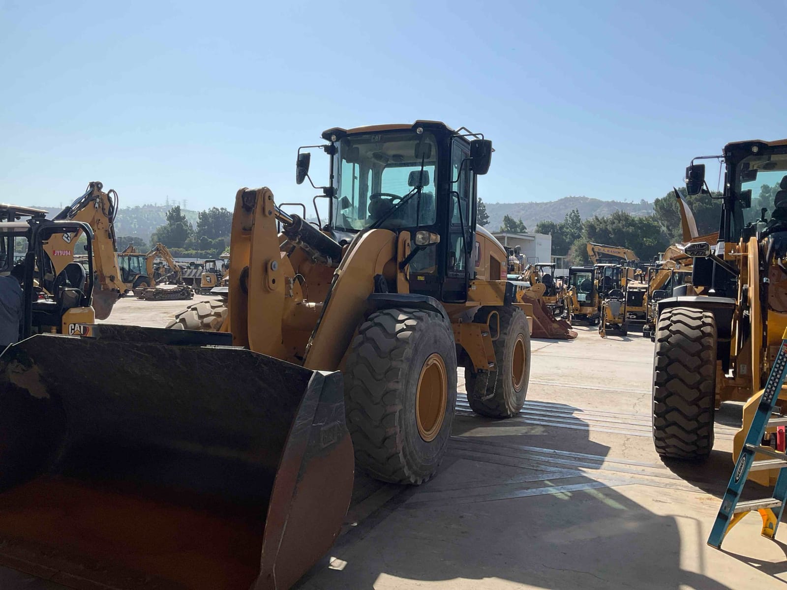 2022 Cat 930M