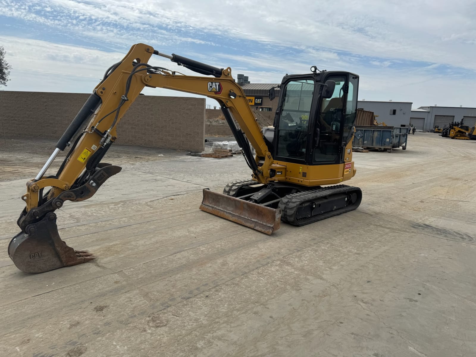 2022 Cat 304-07