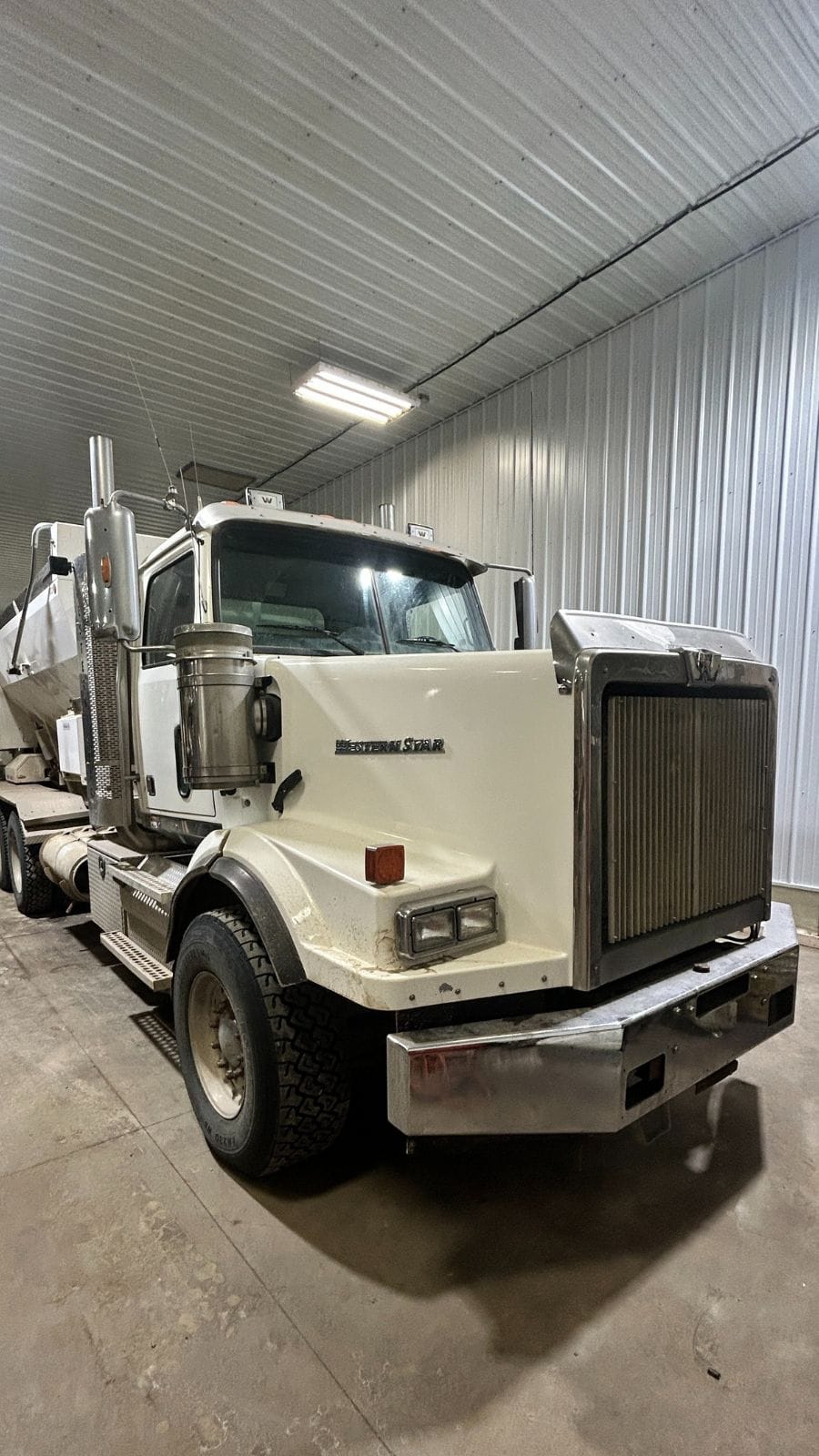 2011 Western Star 												Cement Mixer