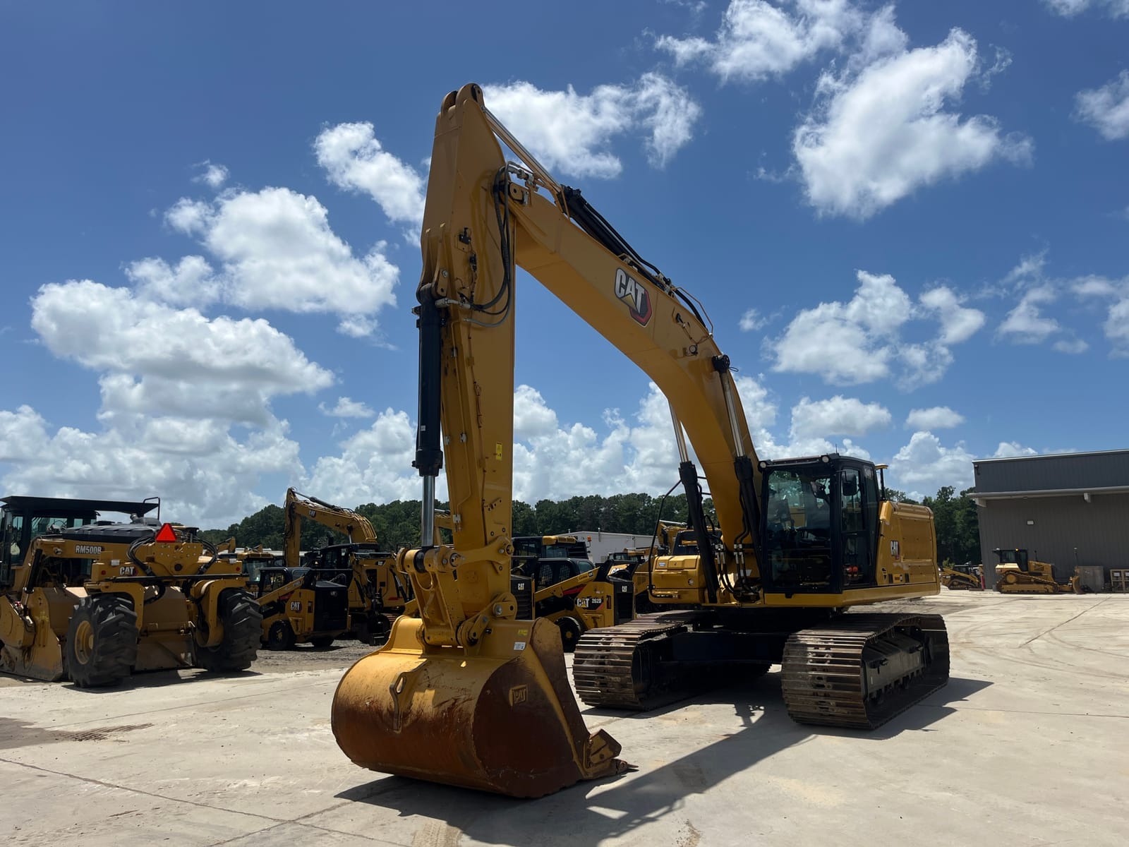 2025 Cat 340