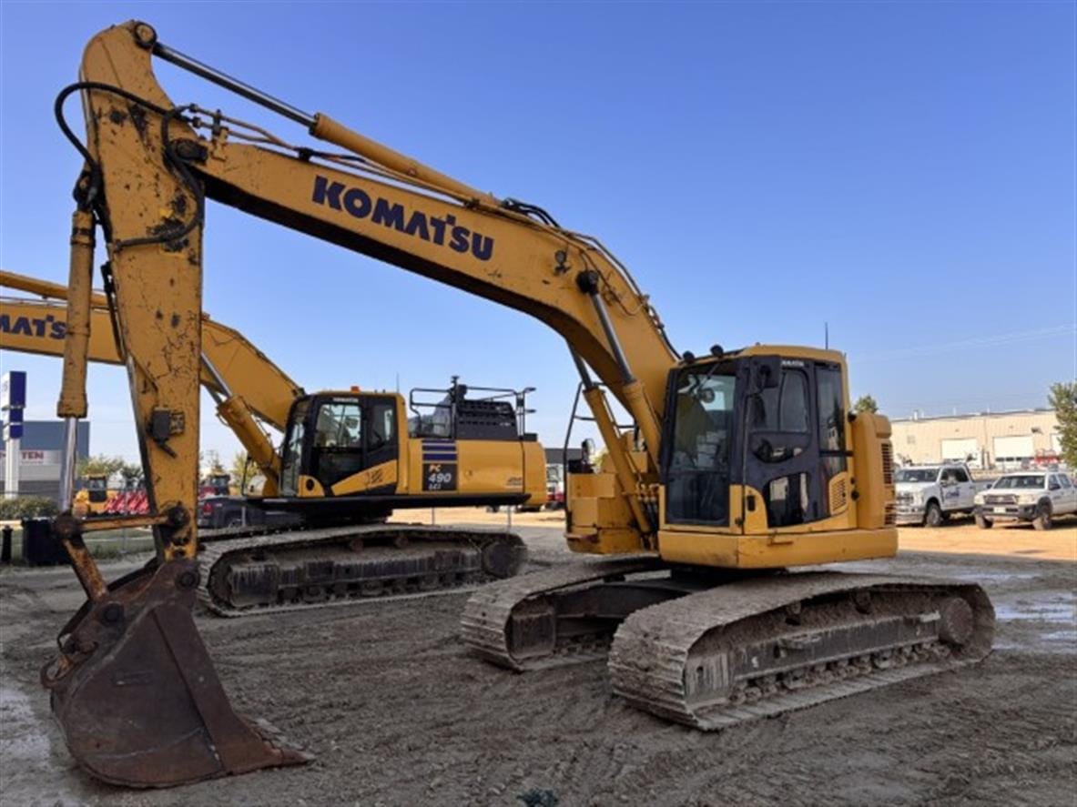 Komatsu PC228USLC-10 2015