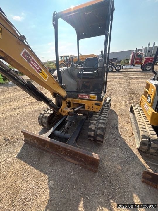 2016 CATERPILLAR 302 . 7D