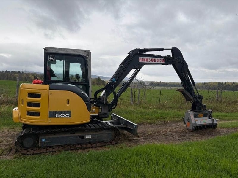 John Deere 60G 2018