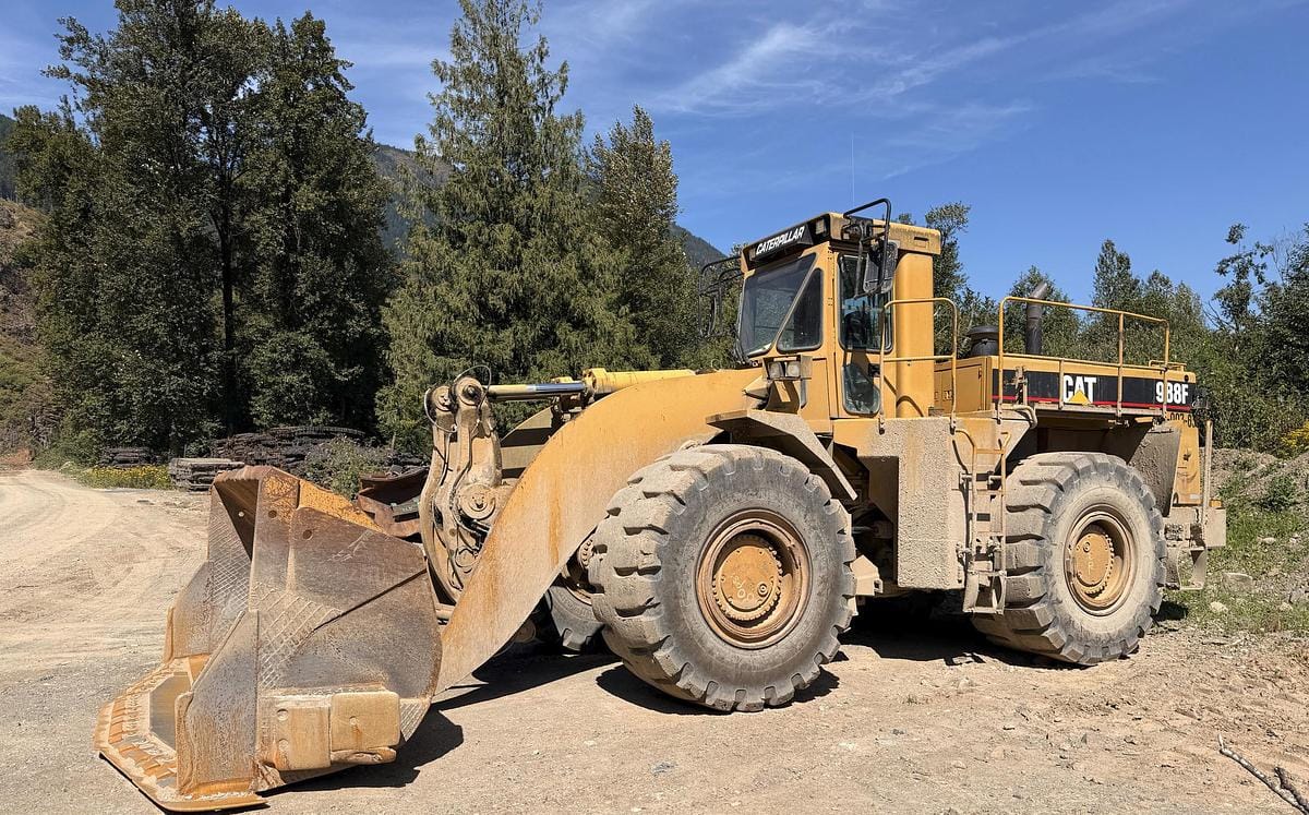 1999 CAT 988F Wheel Loader