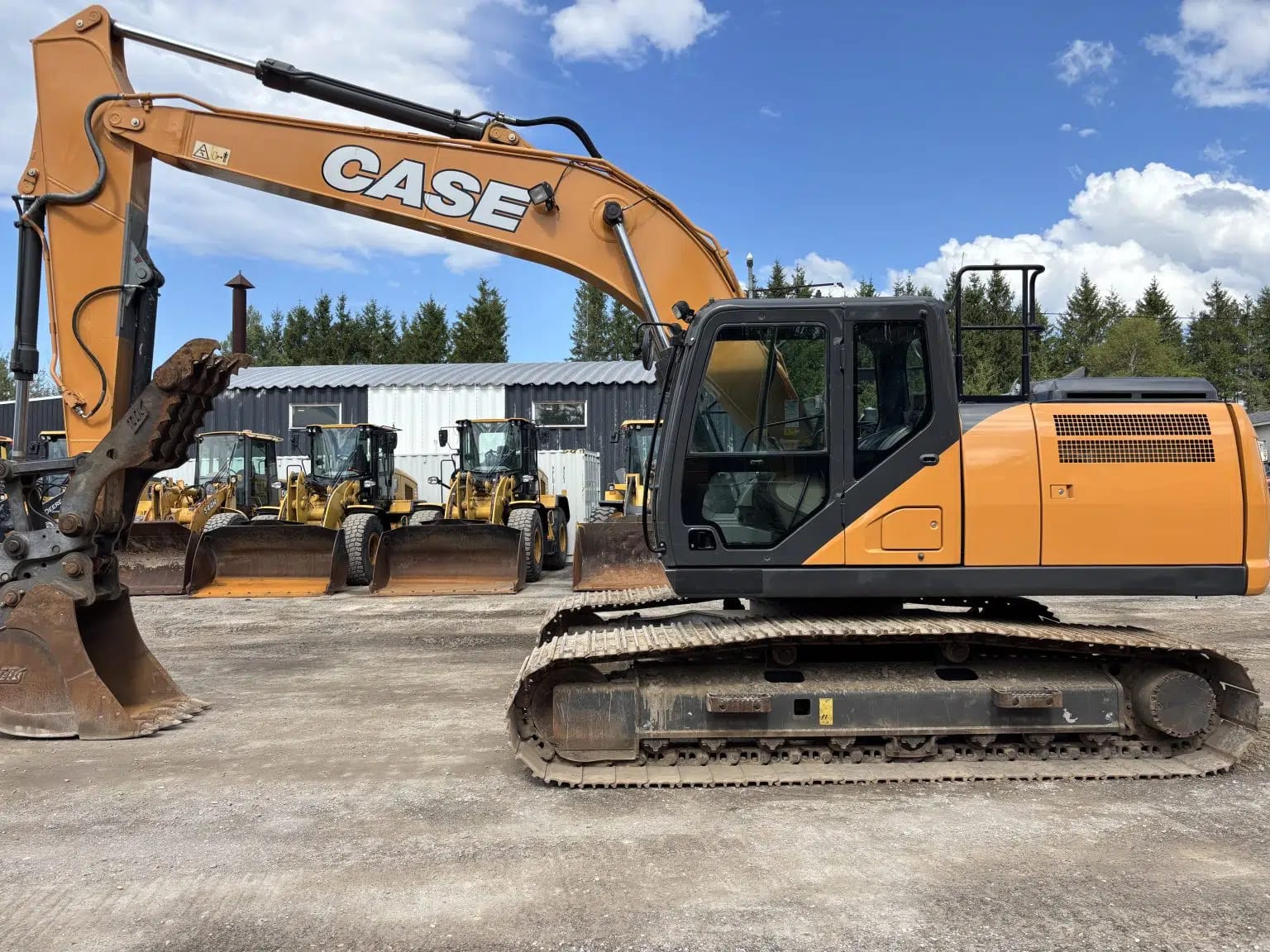 2022 Case CX210D