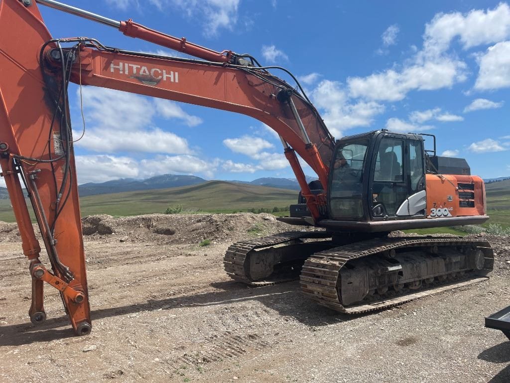 2015 Hitachi ZAXIS 300LC Excavator