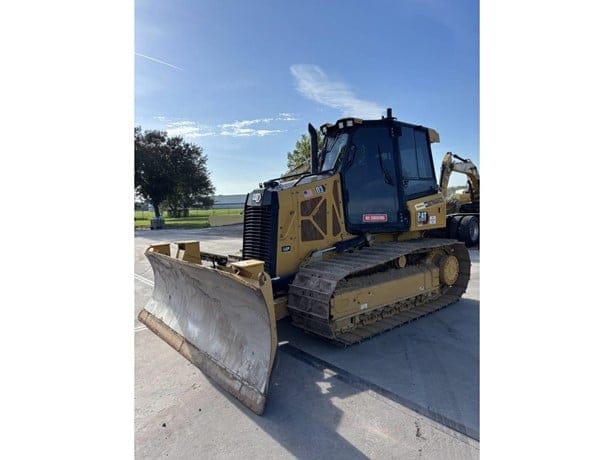 2023 CATERPILLAR D3 LGP