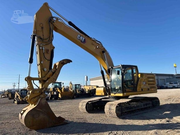 2023 CATERPILLAR 326