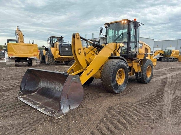 2017 CATERPILLAR 930M