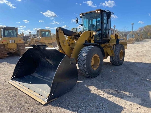 2018 CATERPILLAR 938M